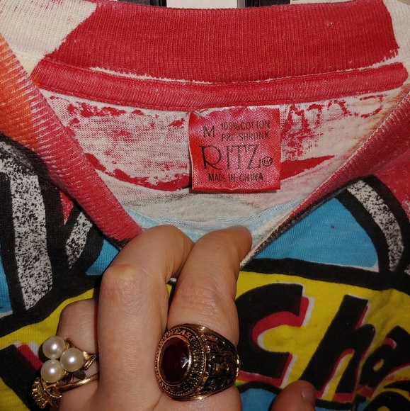 ❎SOLD❎ Vintage Chicago Bulls 1992 Champs Shirt - Picture 5 of 8